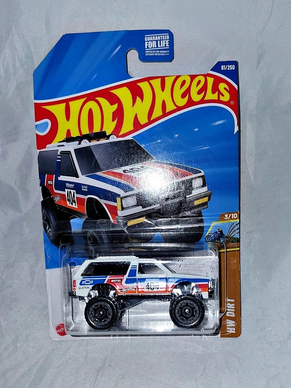 Hot Wheels Chevy Blazer 4x4 HW Dirt Die-Cast Toy Car Blue & Red